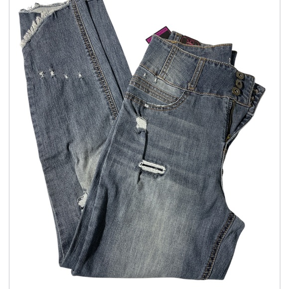 🆕 NEW No Bundaries high rise Sculpting Skinny Jeans - Picture 1 of 5